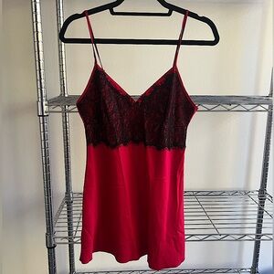 GILLIGAN & O’MALLEY WOMENS LACE CAMI INTIMATE SLEEPWEAR, SIZE SMALL, BLACK/RED